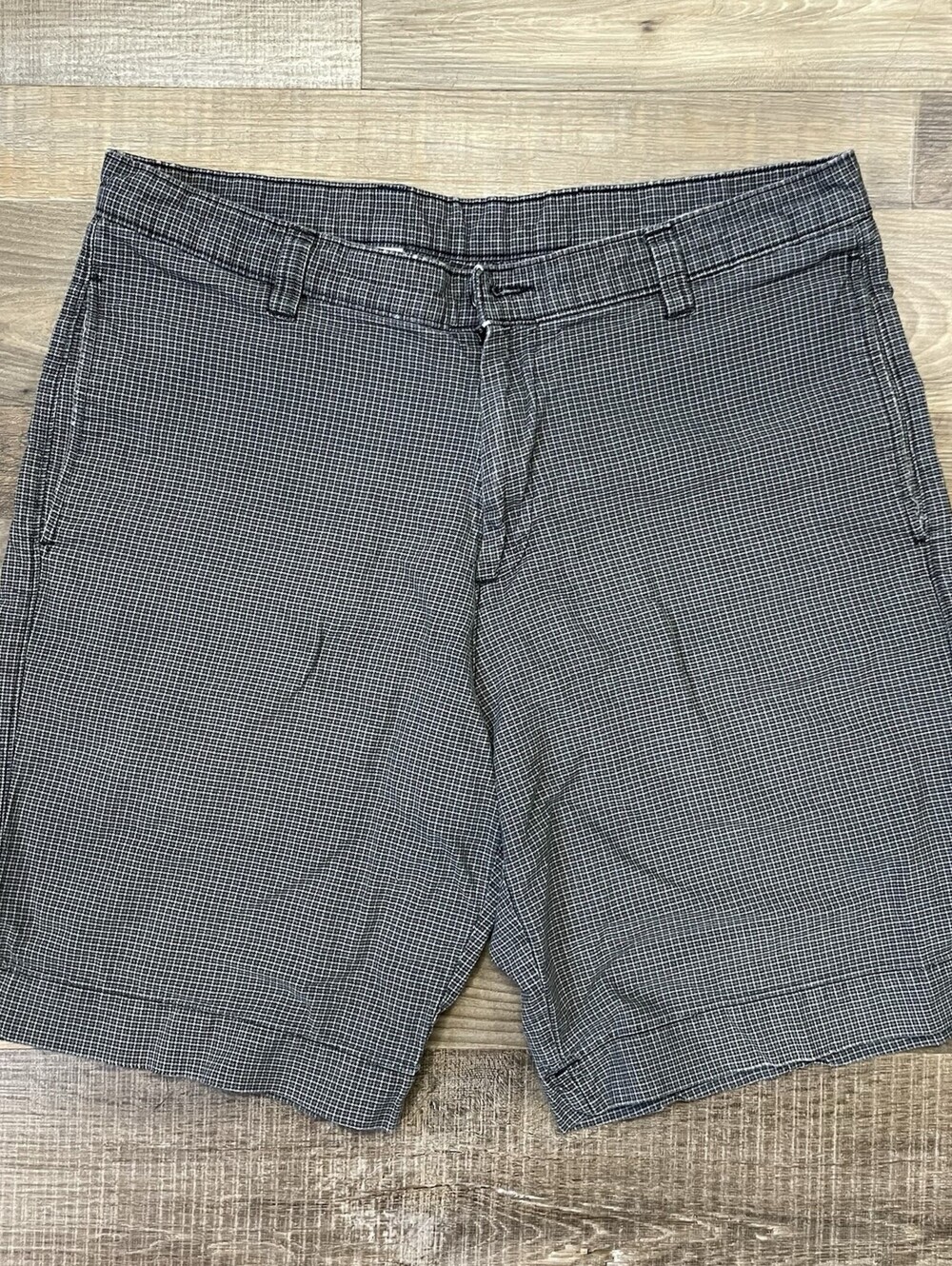 Berle Vintage Houndstooth Plaid Shorts Mens 34 Black Gray 100% Cotton Chino 90s